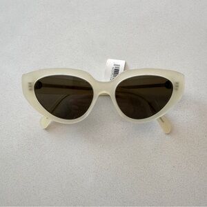 NEW CELINE 3 Dots Cat Eye Sunglasses Cl40286I 39E Cream White